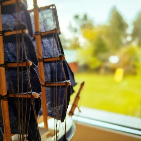 Dom Pod Sosnami E-apart Pl Dębki