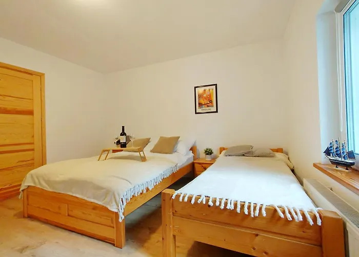 Dom Pod Sosnami E-apart Pl Lägenhet *